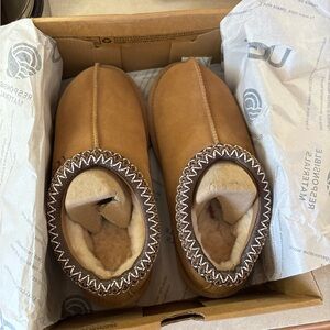 UGG Tasman Slippers Size 8